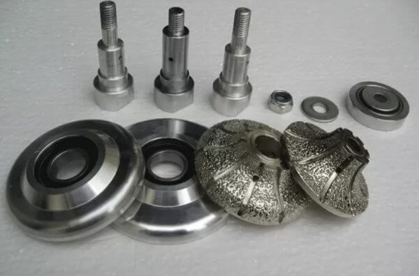 Details of Vacuum Brazed Diamond Router Bits